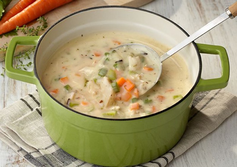 طرز تهیه سوپ جو مجلسی با شیر و خامه + فوت و فن سوپ سفید با شیر