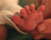 10 واکنش نوزاد بعد از تولد