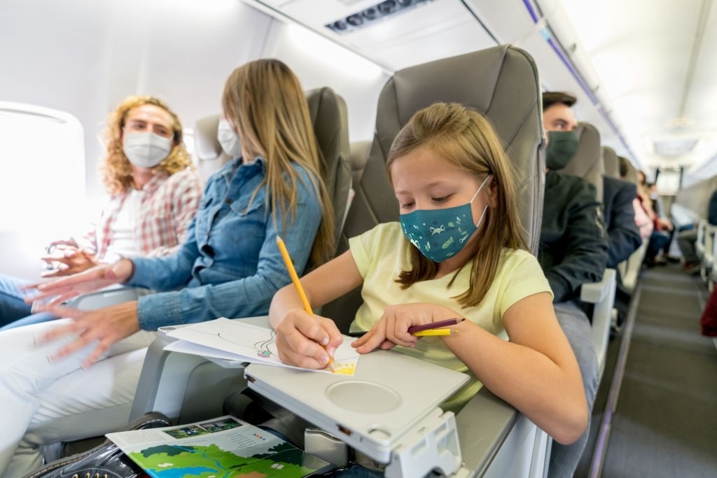 ایمنی کودکان در هواپیما