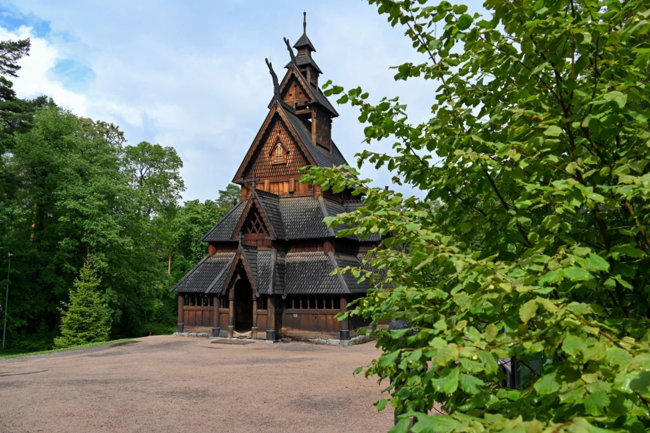 کلیسای چوبی گل