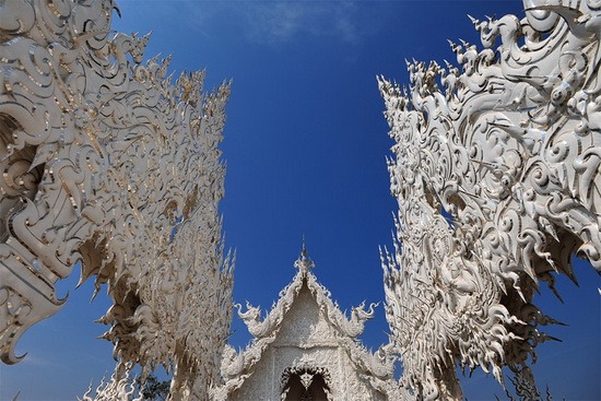 آشنایی با معبد سفید در تایلند