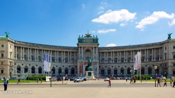  کاخ هافبورک(Hofburg Palace)