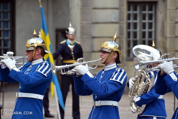 تماشای گارد سلطنتی آبی پوش در استکهلم