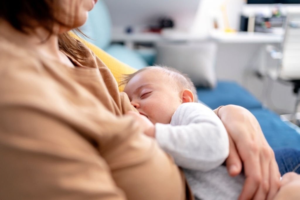 انواع روش های شیردهی به نوزاد لب شکری