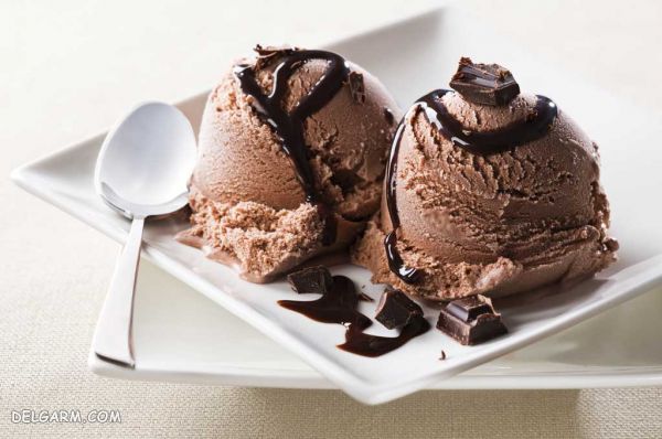 طرز تهیه بستنی شکلاتی با خامه/طرز تهیه بستنی شکلاتی بدون بستنی ساز