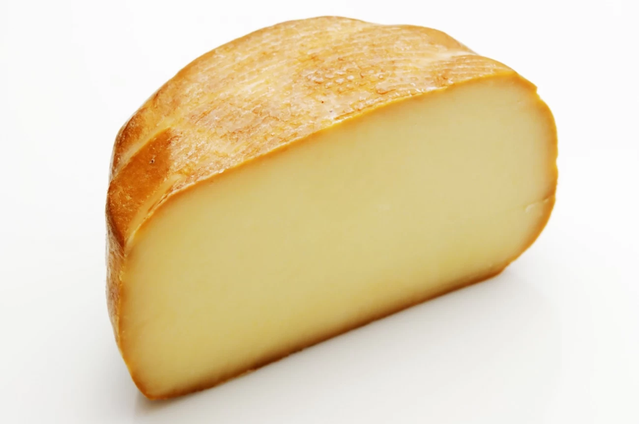 کاربرد پنیر دودی 