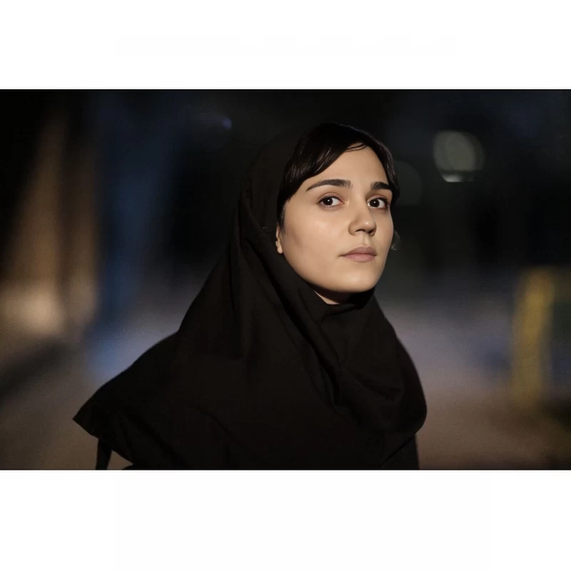 بیوگرافی مونا احمدی