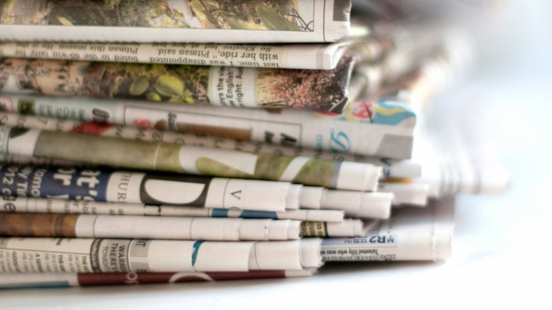 استفاده از روزنامه باطله در خانه تکانی
