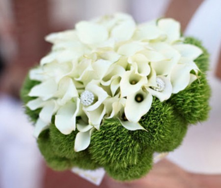 dastegol 1 مدل دسته گل عروس با گل های سبز و سفید فانتزی