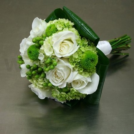 dastegol 6 مدل دسته گل عروس با گل های سبز و سفید فانتزی
