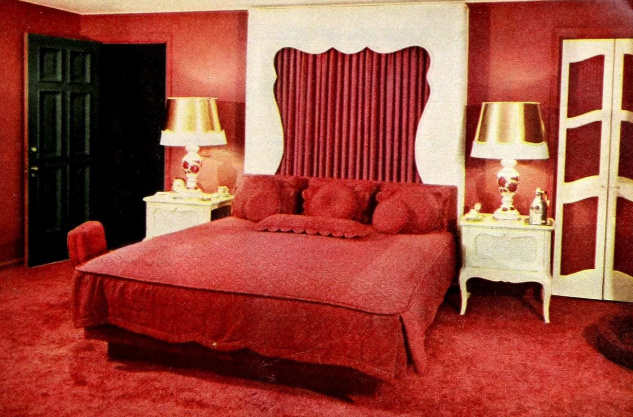 دکوراسیون اتاق خواب قرمز