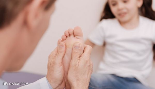 کف پای صاف و درد پا در کودکان 