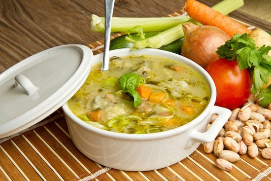 طرز تهیه سوپ گیاهی برای فصل بهار/صبحانه مناسب فصل بهار