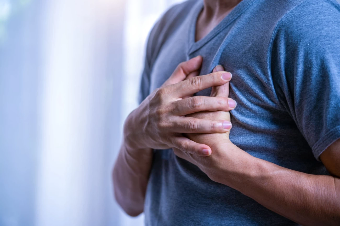 علت درد در قفسه سینه در هنگام بلع 