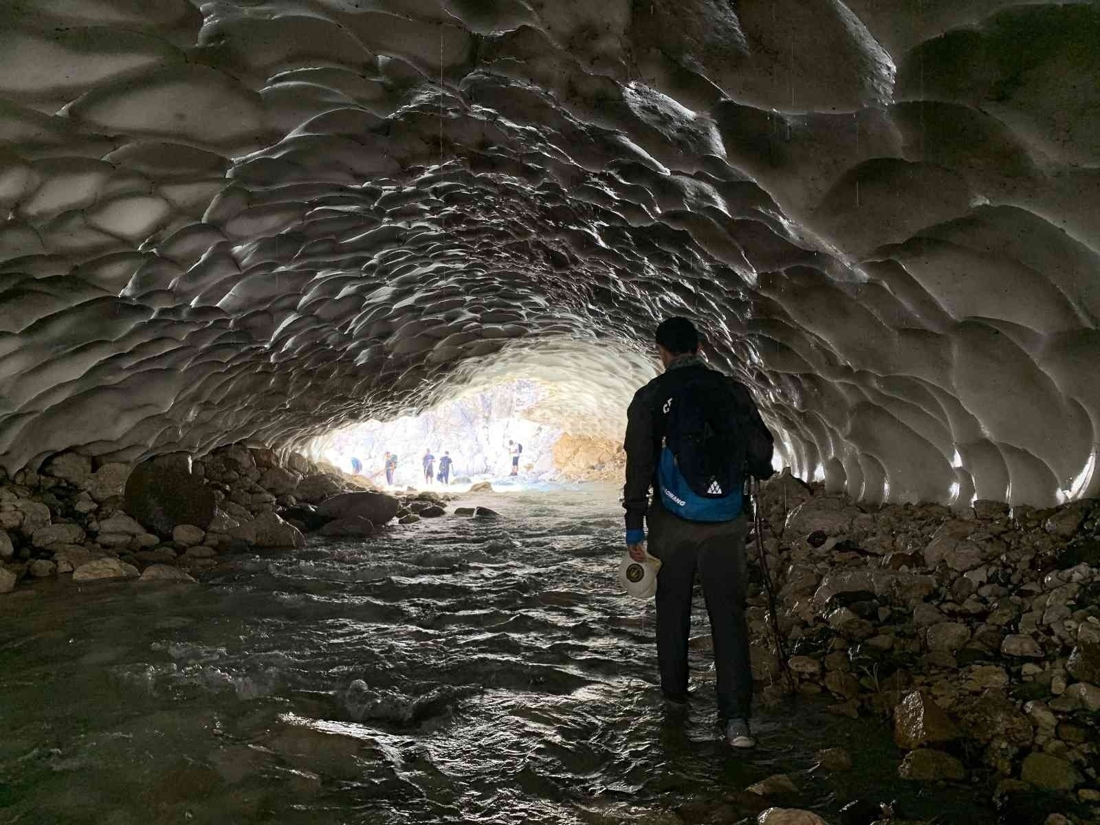 غار یخی چما کجاست