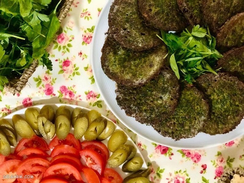 غذای شب عید: کوکو سبزی