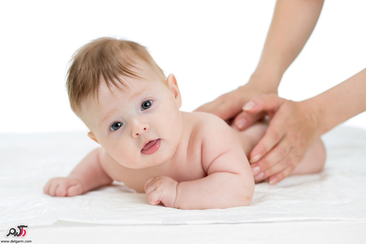 فواید ماساژ دادن نوزاد و تاثیر آن بر سلامتی
