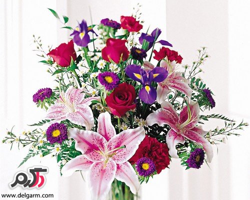مدل دسته گل همراه با گل های طبیعی و زیبا