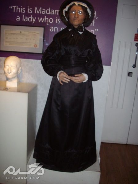مجسمه یاسر عرفات در موزه مادام توسو لندن