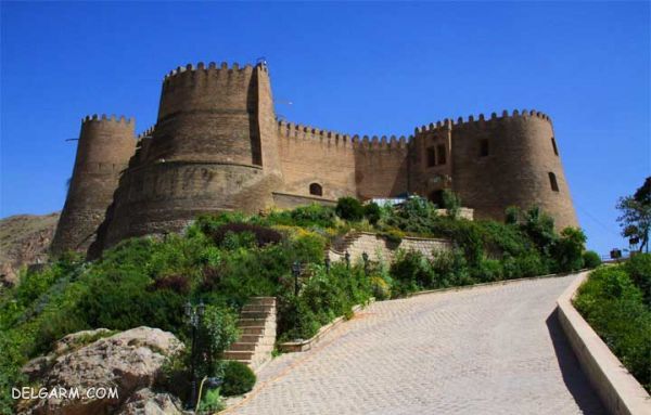 قلعه فلک الافلاک ؛ بی همتا در آسمان خرم آباد
