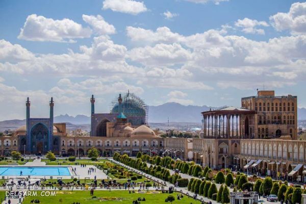 میدان نقش جهان اصفهان، مجموعه‌ای برای روایت دنیا