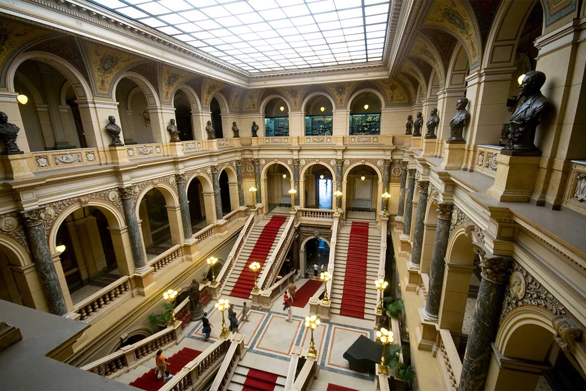 در مورد موزه ملی پراگ