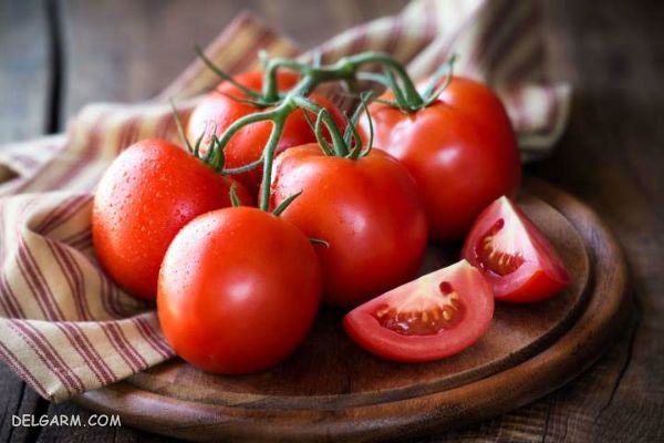 گوجه فرنگی از خوراکی هایی باعث سوزش معده می شود