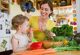 چگونه بچه هارا به خوردن سبزی عادت دهیم 