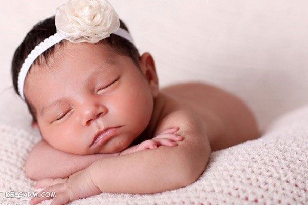 ۱۲ ترفند حیرت انگیز برای عکس گرفتن از نوزادان