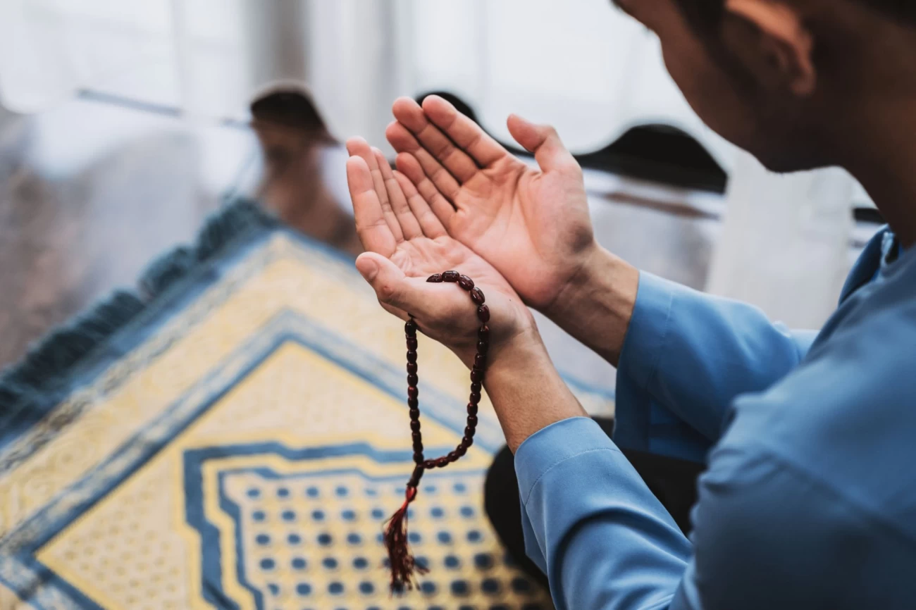آموزش خواندن نماز به طور صحیح