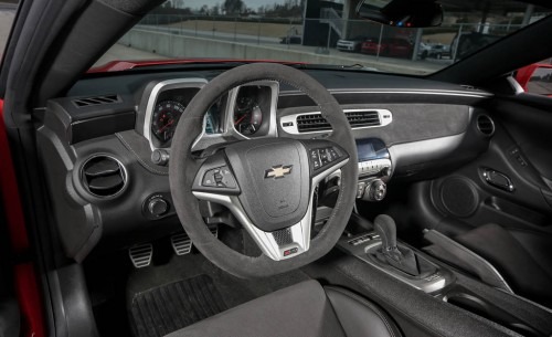 2014 Chevrolet Camaro Z/28 interior