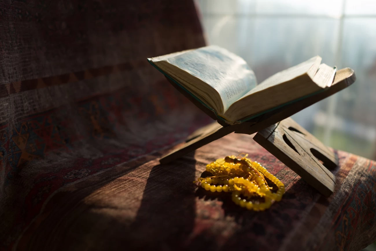 روزانه چقدر قرآن بخوانیم؟