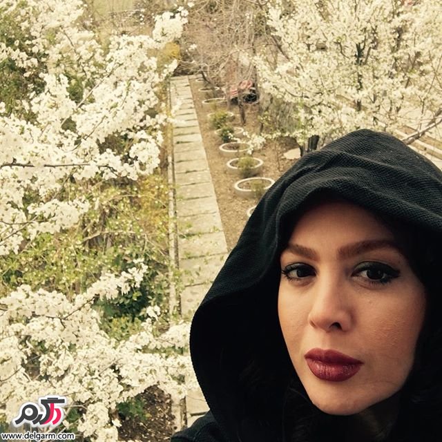 نازنین کریمی بازیگر زن ایرانی