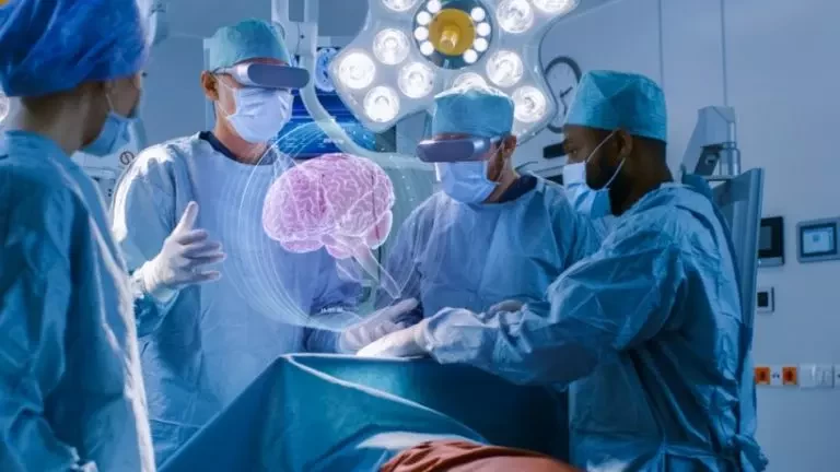 ۳ حقیقت شگفت‌انگیز در مورد جراحی مغز